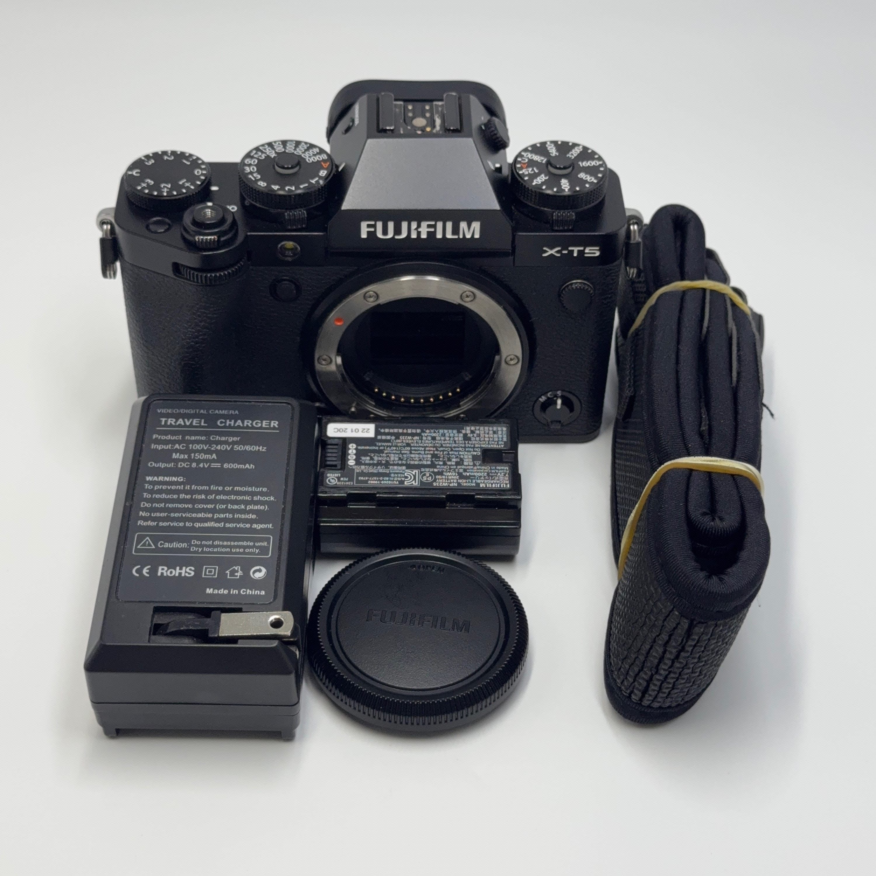 Used Fujifilm X-T5 Mirrorless Camera Body, Black