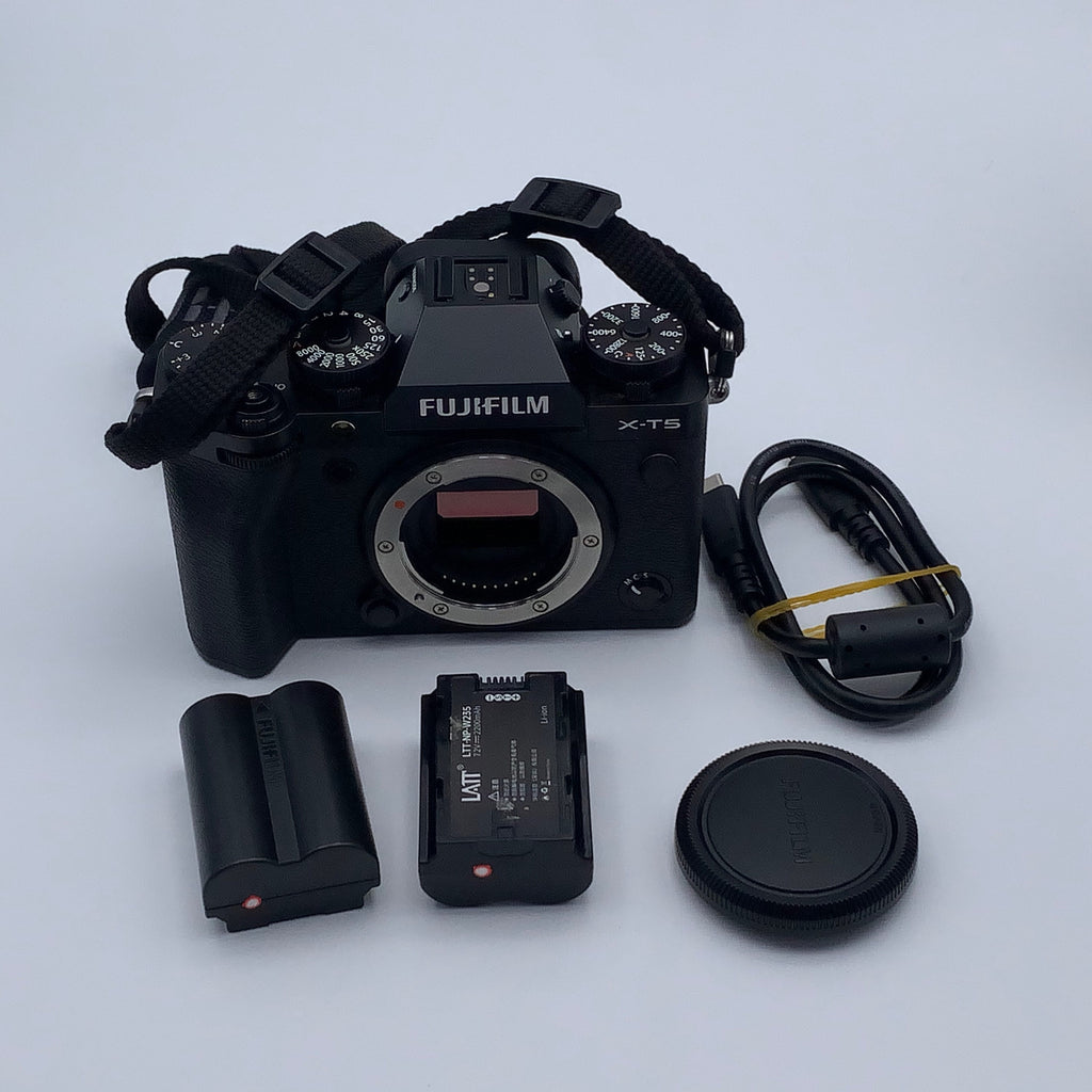 Used Fujifilm X-T5 Mirrorless Camera Body, Black