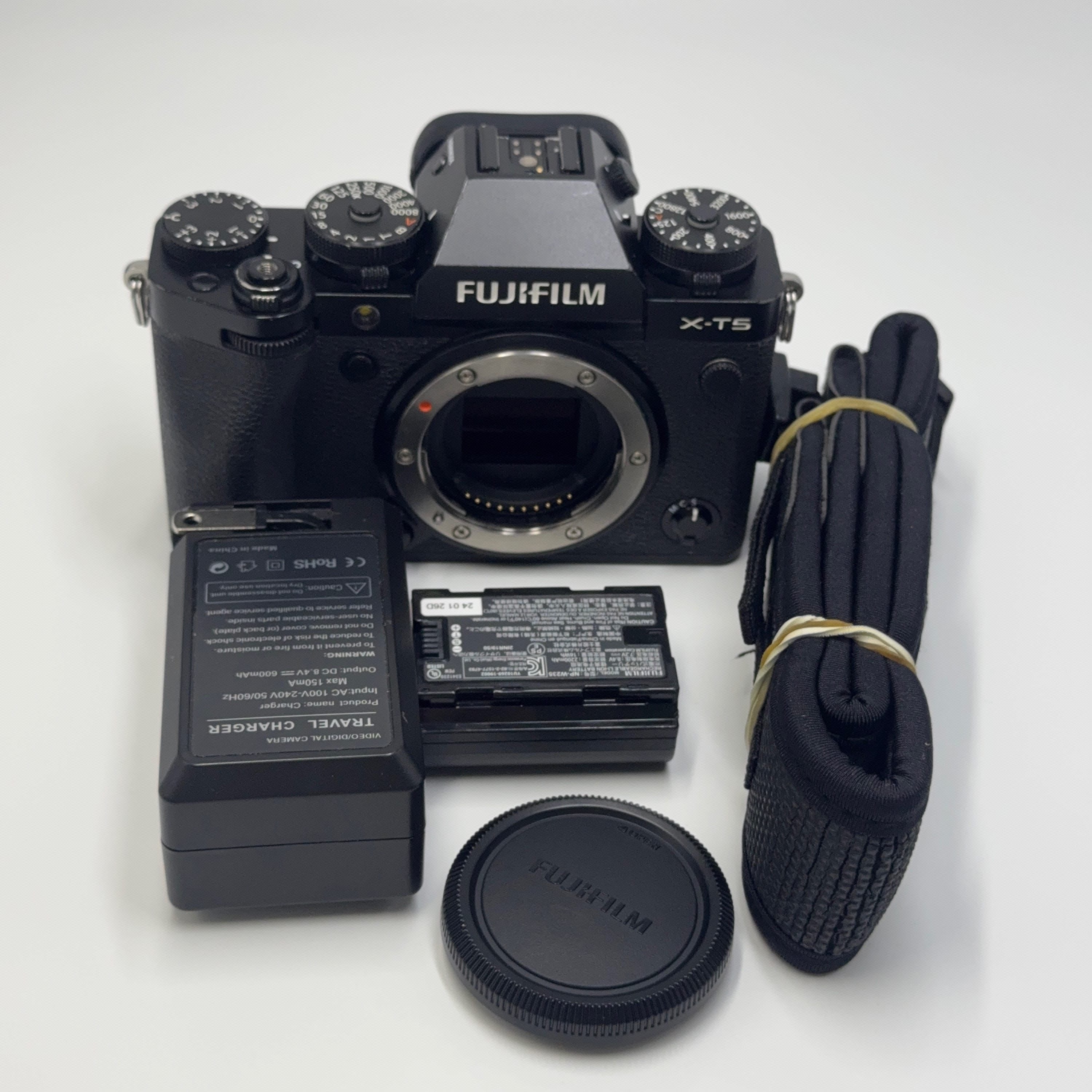 Used Fujifilm X-T5 Mirrorless Camera Body, Black