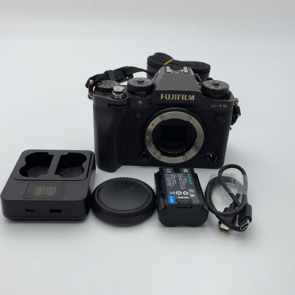 Used Fujifilm X-T5 Mirrorless Camera Body, Black