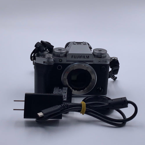 Used Fujifilm X-T5 Mirrorless Camera Body, Silver