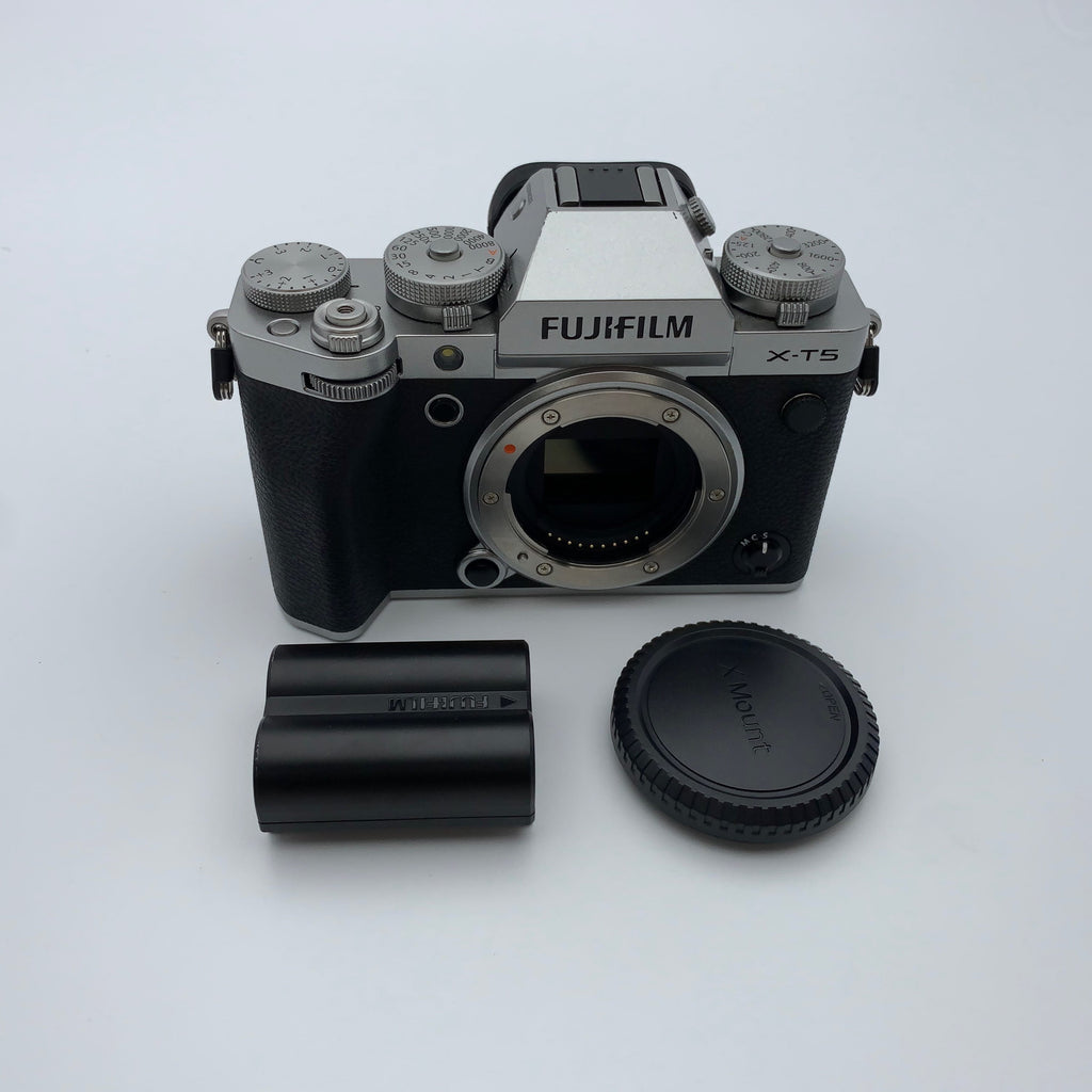 Used Fujifilm X-T5 Mirrorless Camera Body, Silver