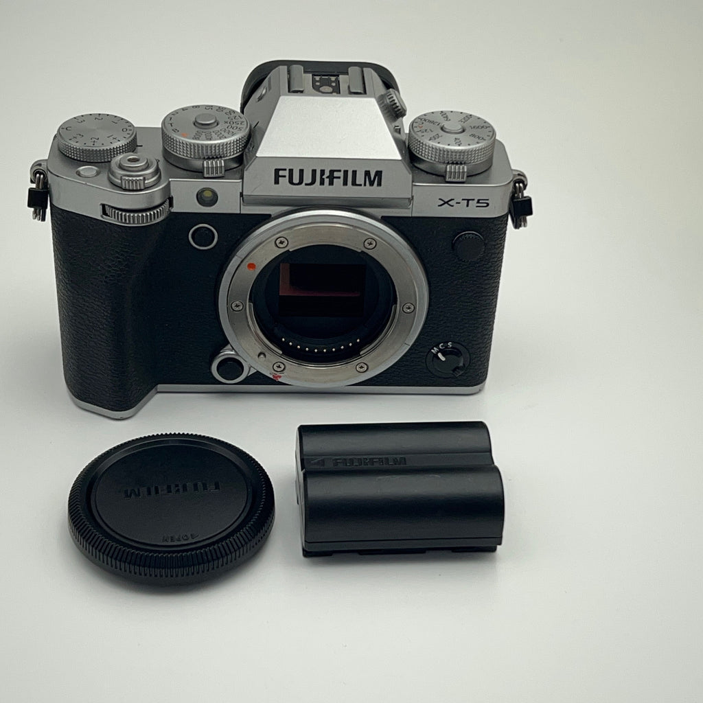 Used Fujifilm X-T5 Mirrorless Camera Body, Silver