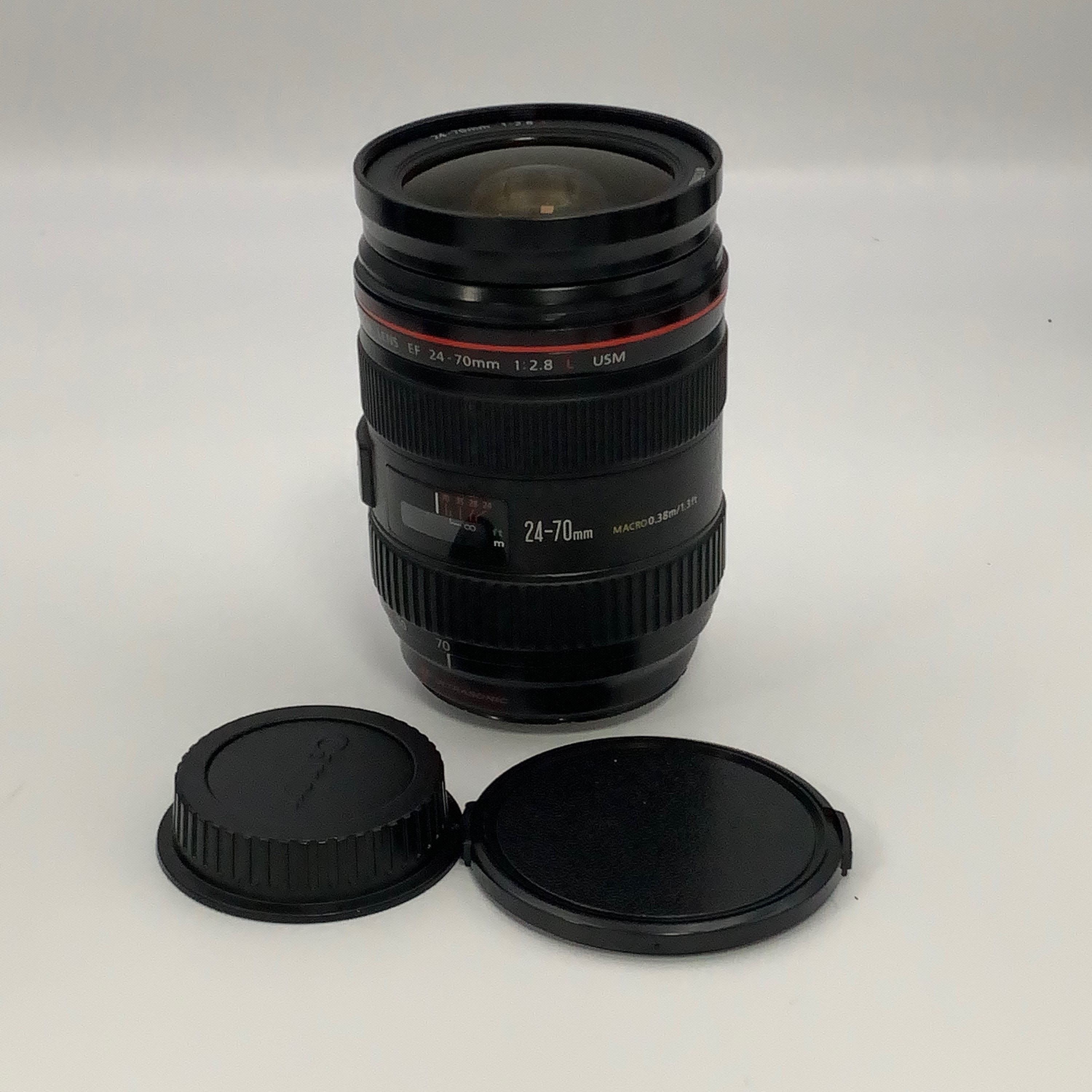 Used Canon EF 24-70mm f/2.8 L USM Lens Fit for Canon EF Mount (Full-Frame)
