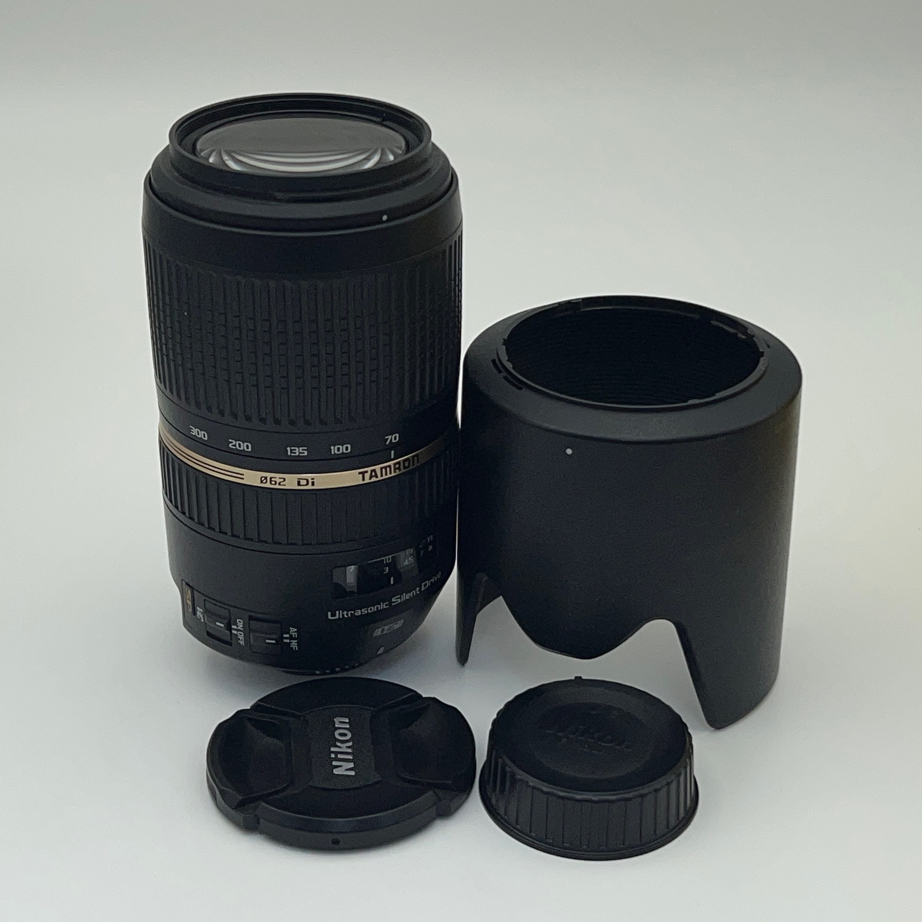 Used Tamron SP Di 70-300mm f/4-5.6 VC USD (A005) Lens (Full-Frame)